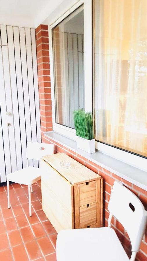 Hannovermesseapartment 2 Bedroom And A Balcony *